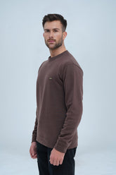Xea men's Graphic Free Brown Sweatshirt provides an optimal combination of comfort and fashion. Perfect for everyday wear, this sweatshirt is lightweight, soft, and convenient for layering.